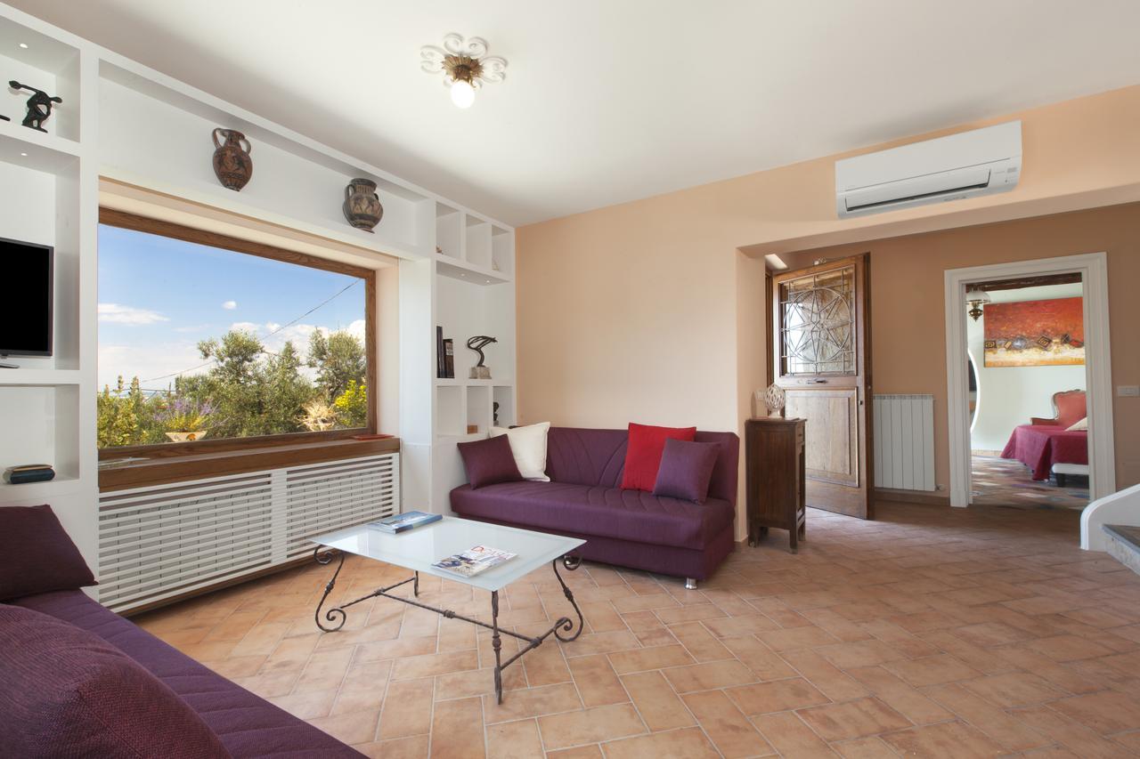 Villa Rusella With Terrace & Breathless Sea Views Massa Lubrense Exterior foto