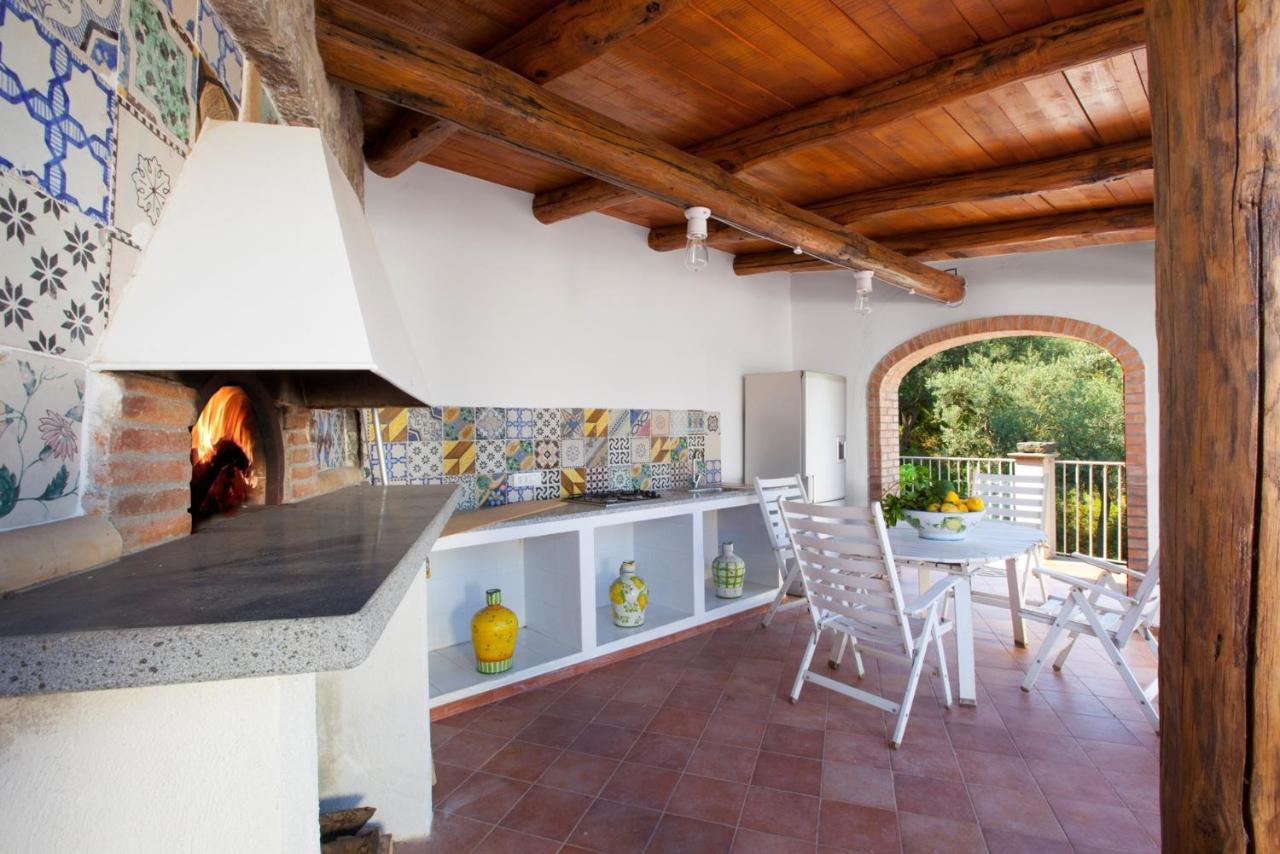 Villa Rusella With Terrace & Breathless Sea Views Massa Lubrense Exterior foto