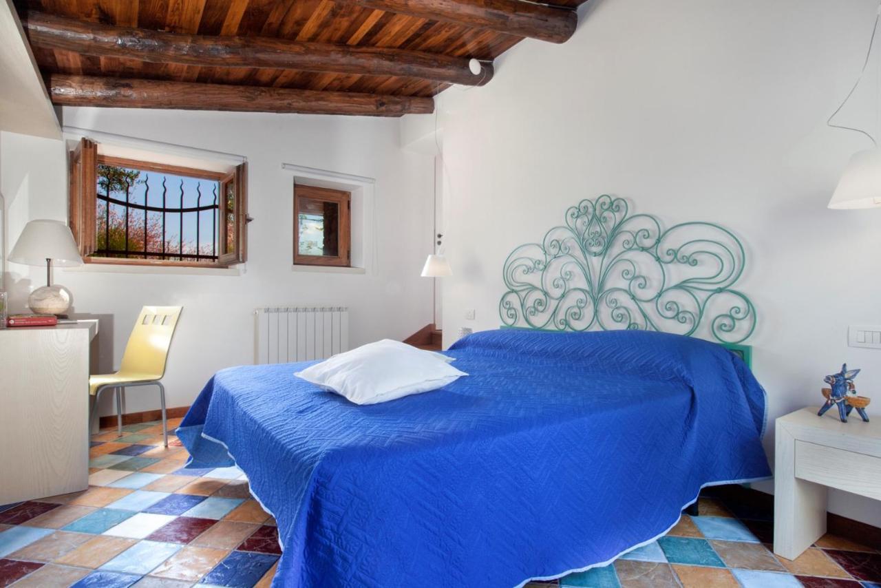 Villa Rusella With Terrace & Breathless Sea Views Massa Lubrense Exterior foto